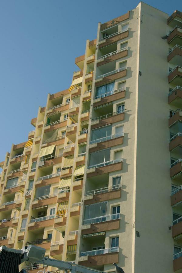 ベナルマデナPuerto Marina - Primera Lineaアパートメント エクステリア 写真